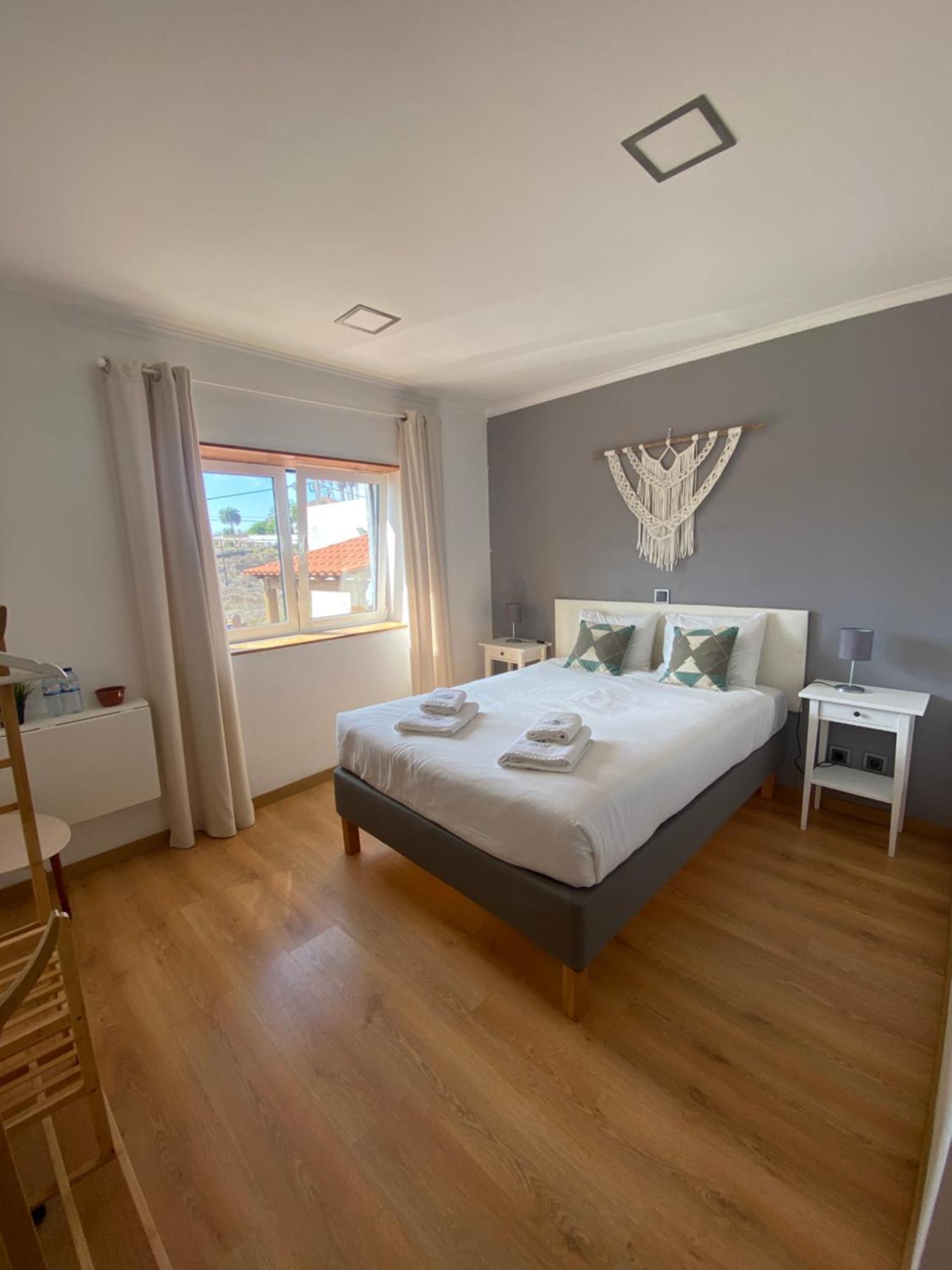 Like A Local Guest House Ericeira Exteriör bild